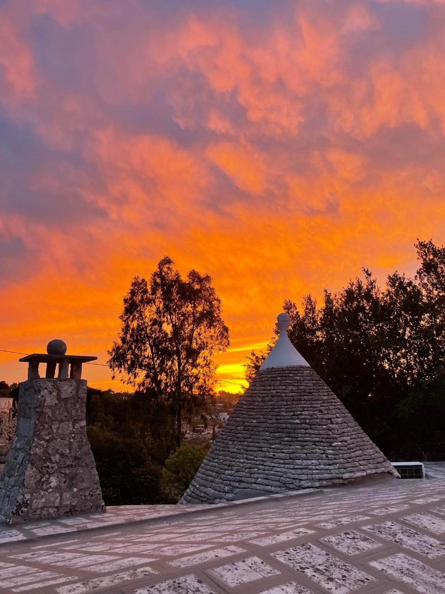Il Trullo Di Simona Bed & Breakfast Locorotondo Eksteriør bilde