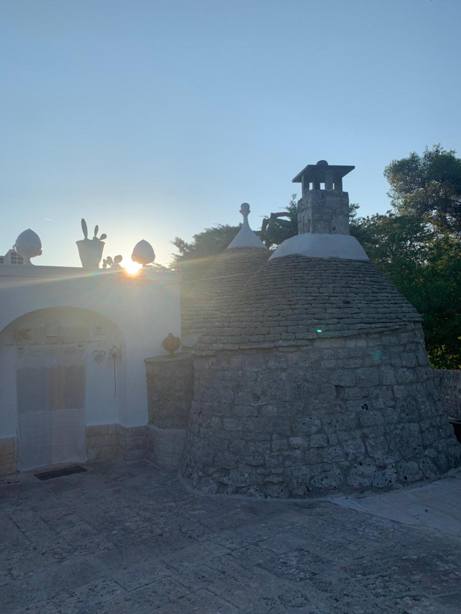 Il Trullo Di Simona Bed & Breakfast Locorotondo Eksteriør bilde