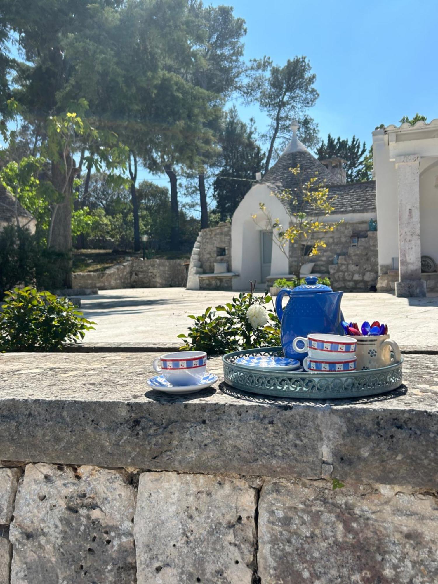 Il Trullo Di Simona Bed & Breakfast Locorotondo Eksteriør bilde