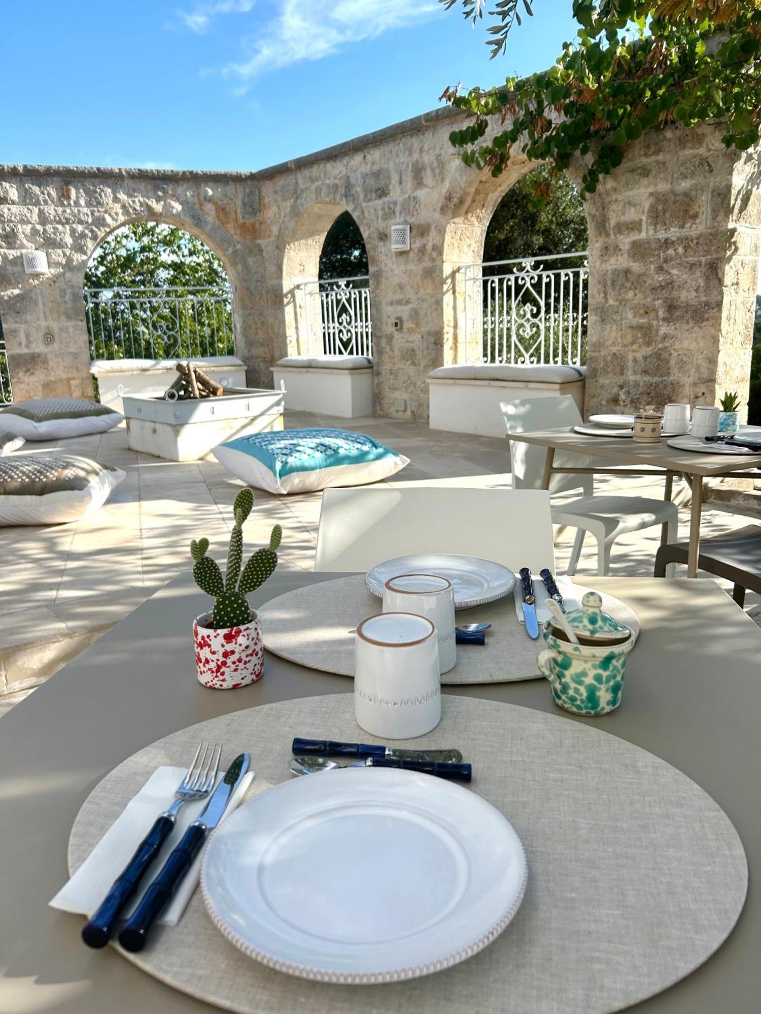 Il Trullo Di Simona Bed & Breakfast Locorotondo Eksteriør bilde